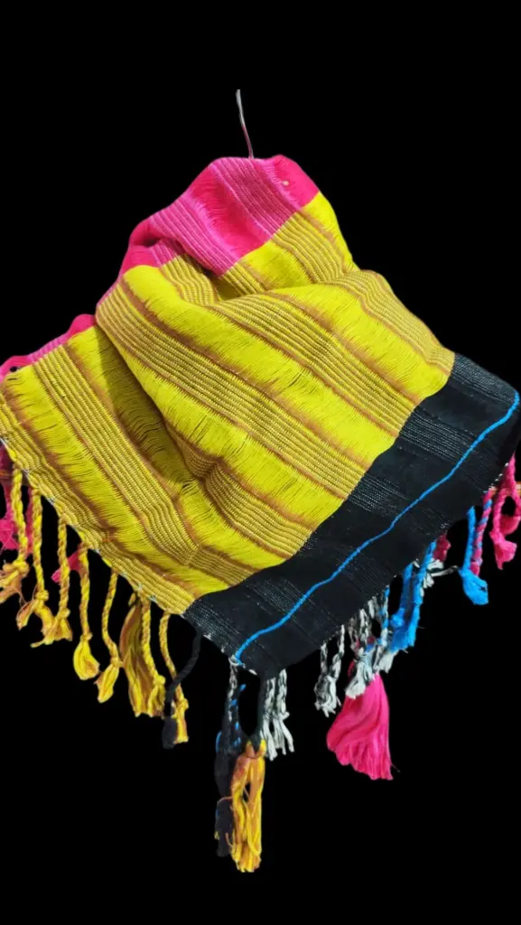 Pachmina colores amarillo rosa .webp