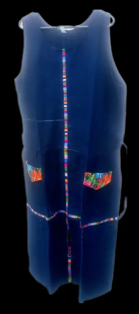 Abito Lumber, tessuto su telaio a pedale con diverse applicazioni ricamate